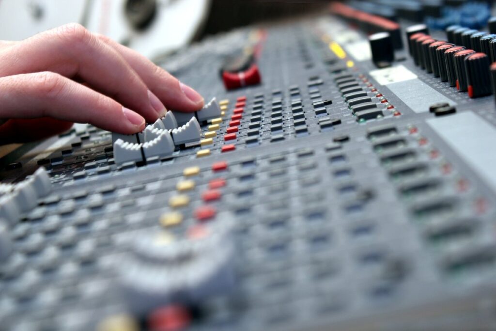 Radio_Advertising_Costs NFI Solutions